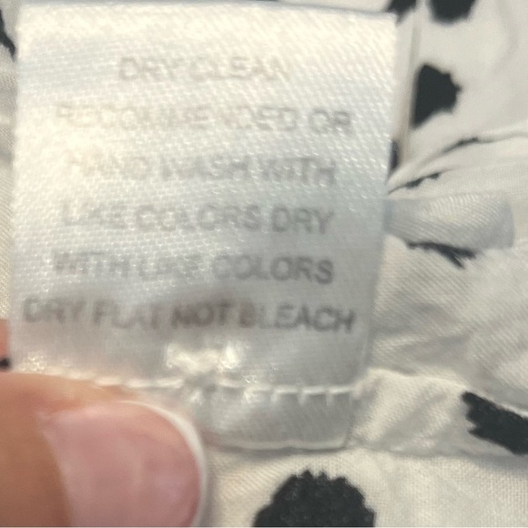 Anthropologie Maeve White Polka Dot Dalmation Spotted Henley Sz XS - Picture 10 of 10